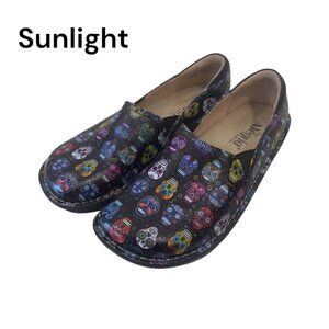 Alegria DEB-484 Womens SZ 38 Slip-On Shoes With Multicolor Sugar Skull Print